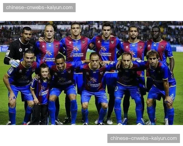 朗斯2-0击败南特，积分榜反超对手升至第六位